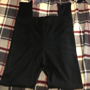Black Victoria’s Secret ribbed leggings